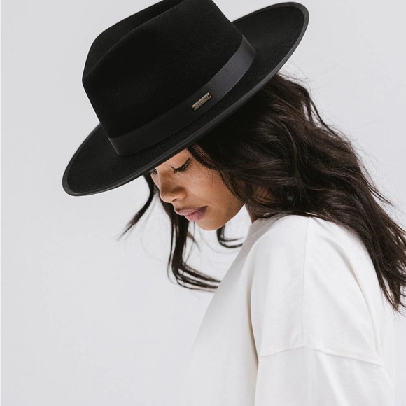 GIGI PIP Accessories - Black Wide-Brim Fedora Hat